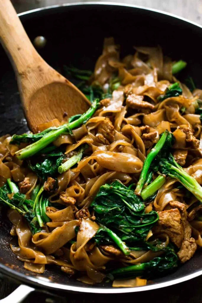 Pad See Ew Thai Stir Fried Noodles 3 Pad See Ew Thai Stir Fried Noodles 2 683x1024 1