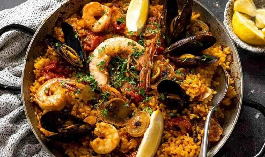Spanish Paella 2 1024x607 1